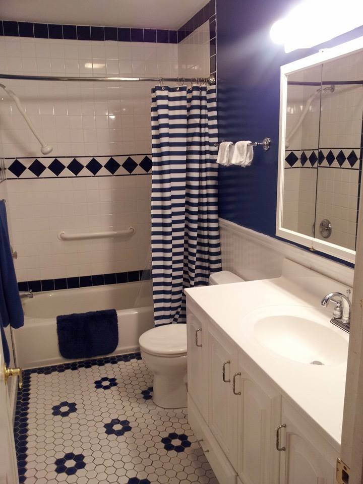 2015-07-25 Girls bathroom makeover.jpg